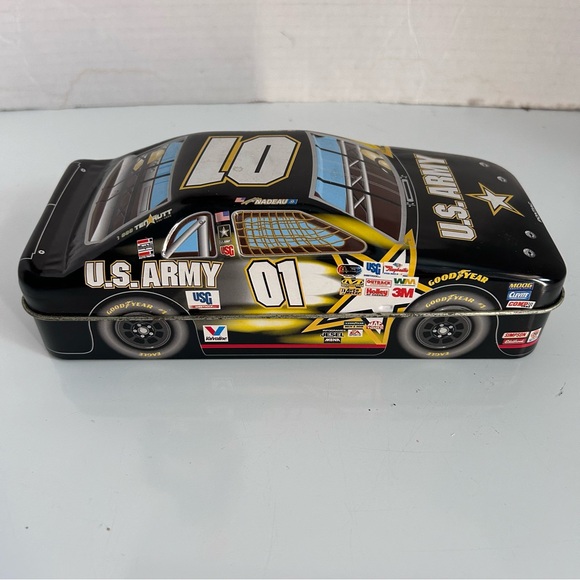 NASCAR COLLECTIBLE U.S.ARMY PONTIAC GRAND PRIX 01 TIN JERRY NADEAU #7904880 - Picture 3 of 11